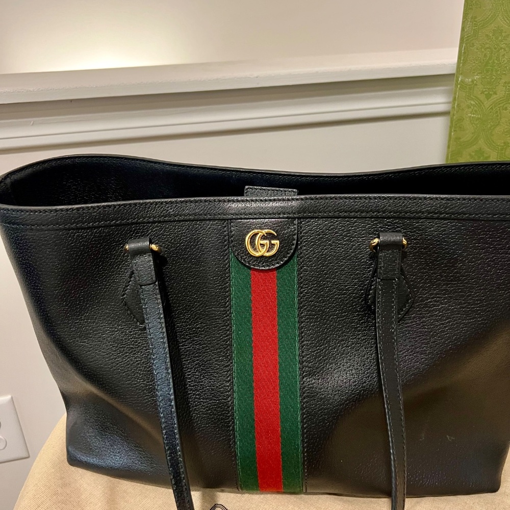 Gucci Ophidia Medium Tote - Picture 3 of 6